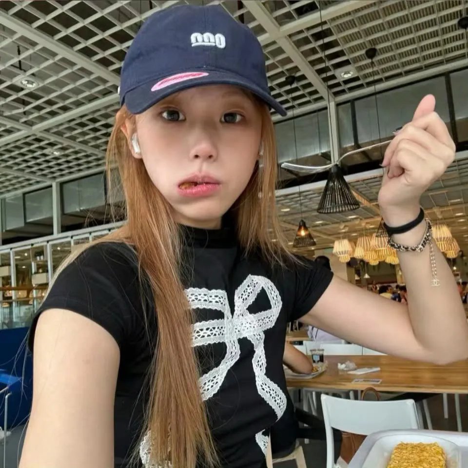 咸湿特务